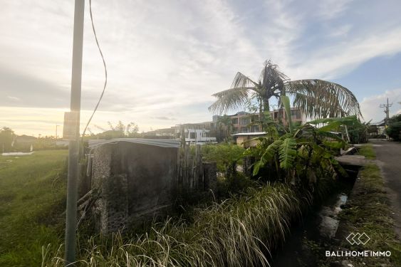 Image 3 from 24.5 are street front land for sale leasehold walking distance to Cemagi Beach