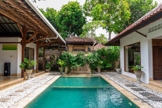 Image 1 from 3 Bedroom Balinese Tropical Villa in the Heart of Petitenget for Rent