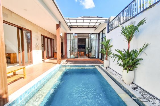Image 2 from Villa de 3 chambres à louer à l'année à Kerobokan Bali