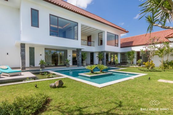 Image 1 from Villa familiale de 3 chambres avec jardin à vendre et à louer à Nyanyi Beach Bali