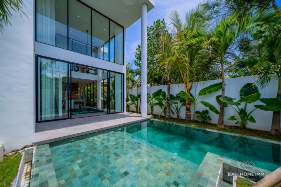 Image 2 from Villa moderne flambant neuve de 3 chambres à vendre près de la plage de Seseh à Bali