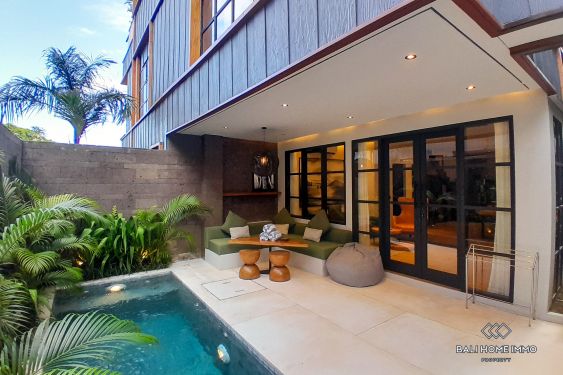 Image 1 from Villa moderne de 3 chambres à vendre dans un complexe hôtelier exclusif près de la plage de Berawa