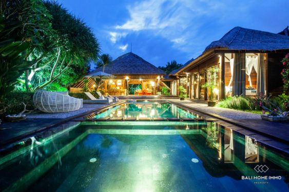 Image 1 from Villa de 3 chambres en location mensuelle au centre de Berawa Canggu Bali