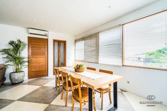 Image 3 from 3 units apartment with total 6 bedrooms for sale leasehold in Berawa