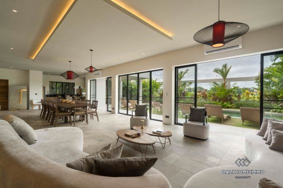 Image 3 from Villa de 6 chambres avec vue sur les rizières à vendre à Umalas