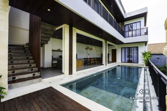 Image 1 from Dijual Vila Arsitektur 3 Kamar Tidur dengan Pemandangan Terbuka di Ungasan