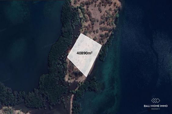 Image 1 from Beachfront Land for Sale Freehold in Sumbawa