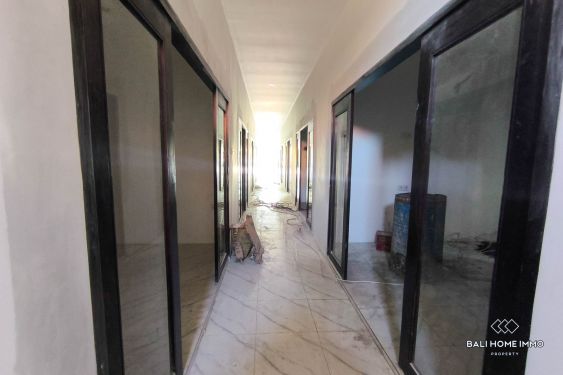 Image 1 from Ruang Komersial Bisnis, Panggung Tengah di Jalur Legian yang Ramai