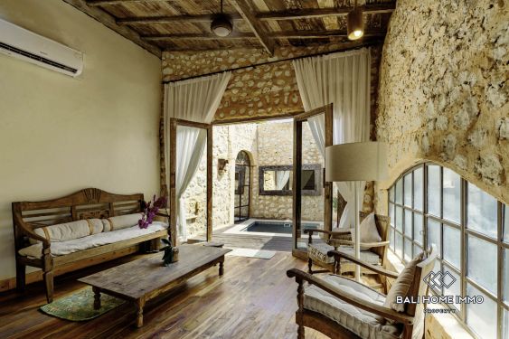 Image 3 from Charmante villa méditerranéenne d'une chambre à vendre à Padang Padang