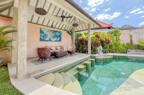 Image 3 from Charmante villa de 3 chambres à vendre à Kerobokan Bali