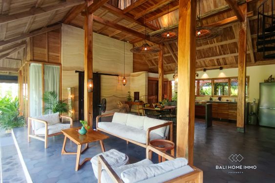 Image 3 from MAISON JOGLO CONFORTABLE DE 2 CHAMBRES AVEC JARDIN À LOUER À ULUWATU PRÈS DE LA PLAGE DE BALANGAN