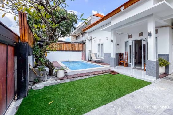 Image 1 from Villa Keluarga 3 Kamar Tidur di Kerobokan Disewakan
