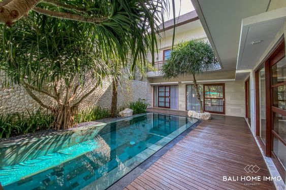 Image 1 from Vila 4 Kamar Tidur Disewakan Jangka Panjang di Bali Umalas