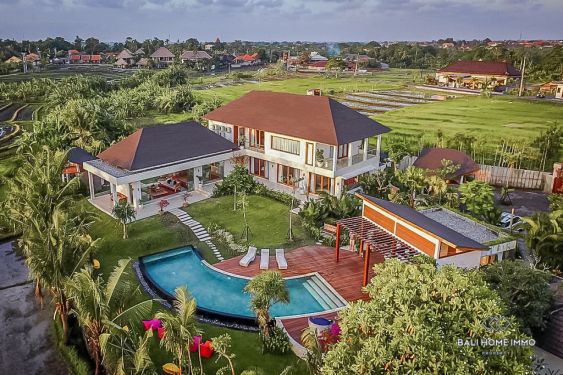 Image 1 from Villa de luxe de 5 chambres avec vue sur les rizières à vendre à Bali Pererenan