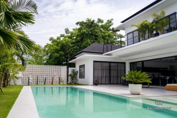 Image 1 from Villa moderne de 4 chambres à louer et à vendre à Bali Seminyak