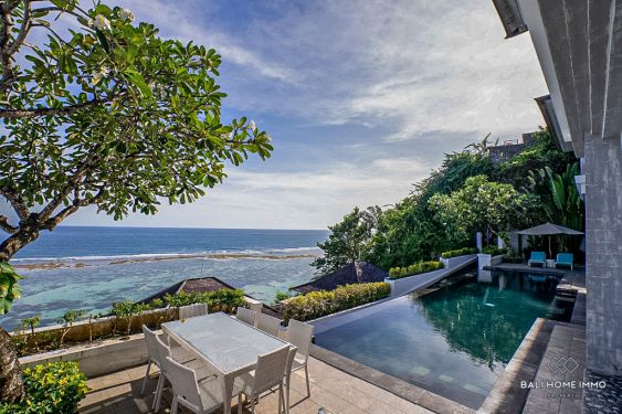 Image 2 from Superbe villa de 4 chambres avec vue sur l'océan à vendre à Pandawa, Bali