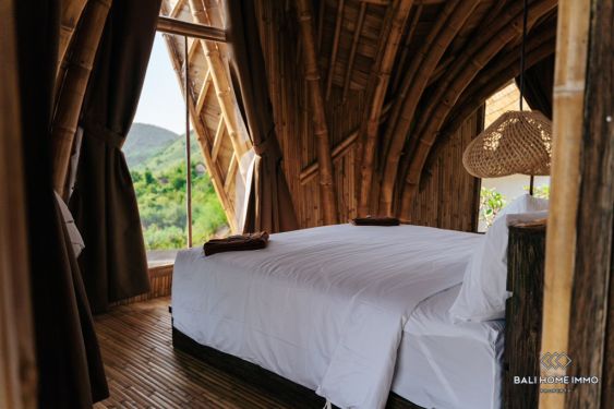 Image 3 from Villa écologique d'une chambre avec vue sur l'océan à vendre en location à Lombok