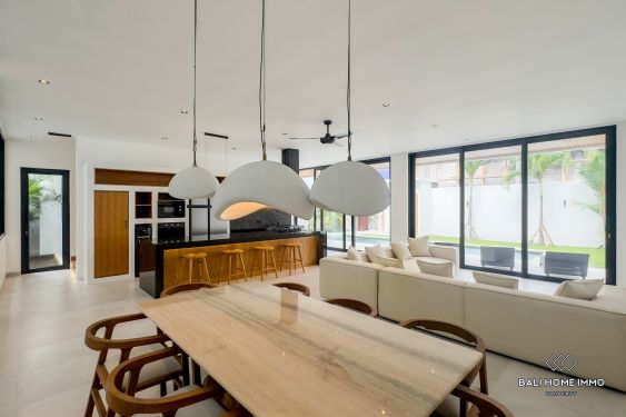 Image 3 from Dijual Villa 4 Kamar Tidur Baru Hak Sewa di Bali Pererenan Tumbak Bayuh