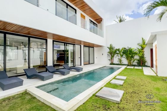 Image 1 from Dijual Villa 4 Kamar Tidur Baru Hak Sewa di Bali Pererenan Tumbak Bayuh