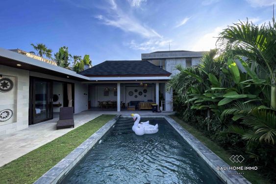 Image 2 from Villa 2 Kamar Modern Tropis baru Dijual di Bali Seminyak
