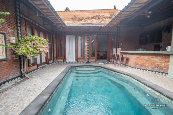 Image 3 from Residential 3 Bedroom Villa for Yearly Rental in Bali Seminyak