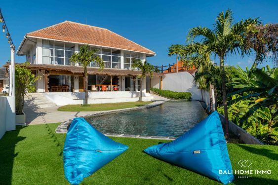 Image 2 from Villa Pemandangan Sawah 4 Kamar Disewakan dekat Berawa Canggu Bali
