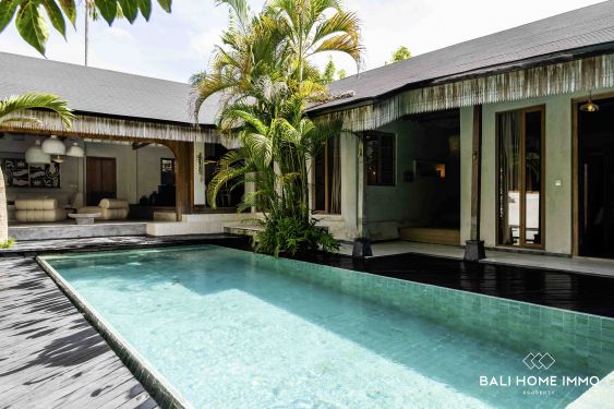 Image 1 from Villa familiale de 4 chambres à coucher à vendre à Berawa Bali