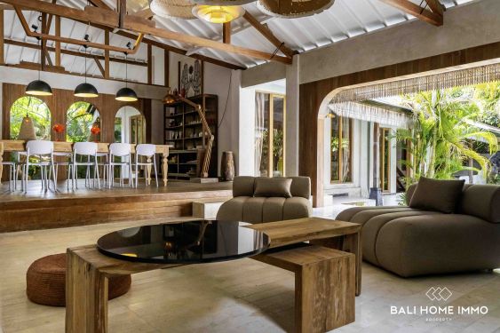 Image 3 from Villa familiale de 4 chambres à coucher à vendre à Berawa Bali