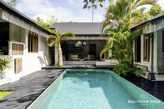 Image 2 from Villa familiale de 4 chambres à coucher à vendre à Berawa Bali