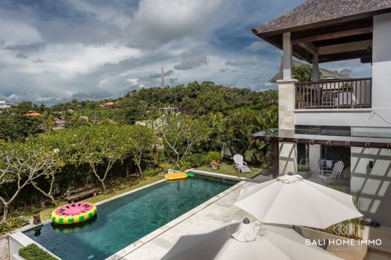 Image 3 from SPACIOUS 3 BEDROOMS VILLA WITH OCEAN VIEW FOR SALE LEASEHOLD IN UNGASAN