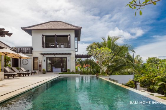 Image 2 from SPACIOUS 3 BEDROOMS VILLA WITH OCEAN VIEW FOR SALE LEASEHOLD IN UNGASAN