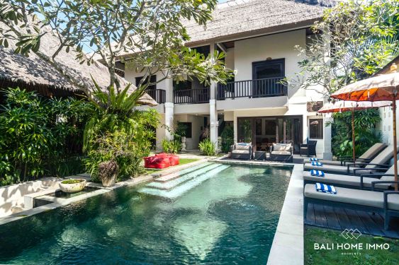 Image 1 from Villa Luas 4 Kamar Dijual di Bali Pererenan