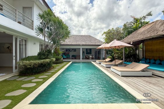 Image 2 from Villa Luas 4 Kamar Dijual di Lokasi Utama Petitenget Seminyak