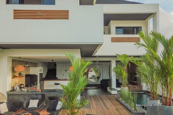Image 3 from STYLISH CONTEMPORARY OCEAN-VIEW 3-BEDROOM VILLA FOR RENT IN JIMBARAN