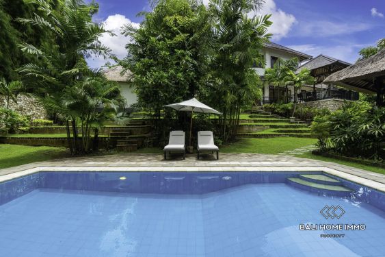 Image 2 from Villa paisible de 4 chambres, inspirée par la nature, à vendre à Nusa Dua