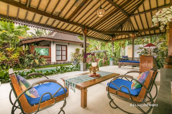 Image 2 from Villa joglo tropicale de 3 chambres à louer à Ubud Bali