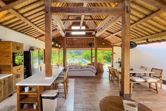 Image 3 from Villa Tropis 3 Kamar Tidur dengan taman dijual dan disewakan di Kedungu Bali